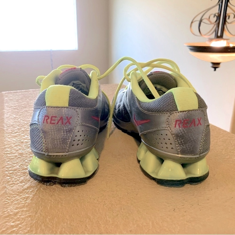 Nike - Picture 9 of 10